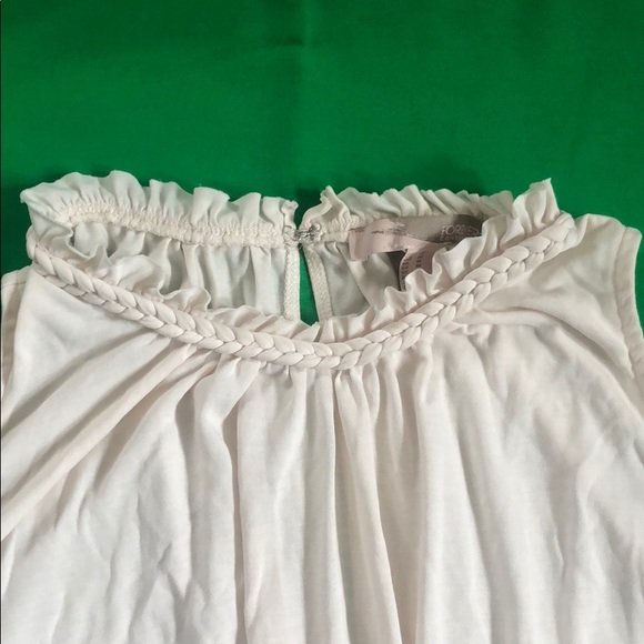 Sleeveless top - Picture 2 of 5